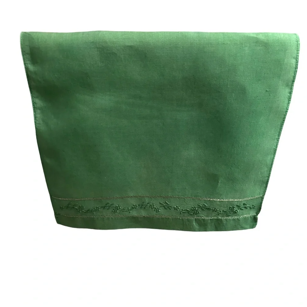 Guest towels Irish ☘️ green bespoke colored set of 2